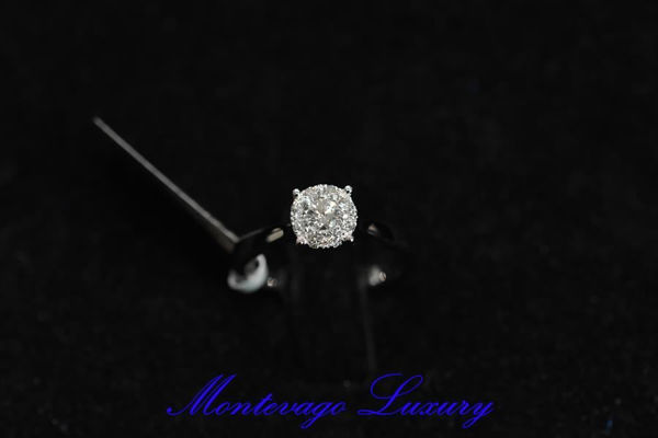 Picture of ANELLO EFFETTO SOLITARIO 0.42 CT