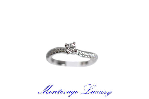 Immagine di ANELLO SOLITARIO 0.21 CT E DIAMANTI