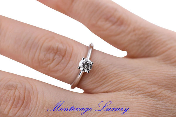 Picture of ANELLO SOLITARIO 0.57 CT