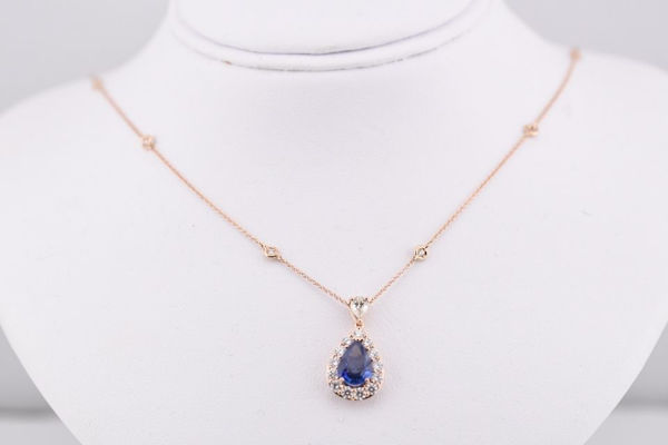 Immagine di COLLANA CON PENDENTE DI ZAFFIRO 1.53 CT E DIAMANTI